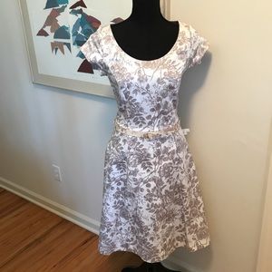 Isaac Mizrahi for Target Fit & Flare Floral Rose Print Dress Size 2